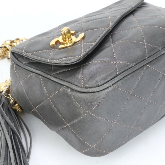 Chanel Matelasse Shoulder Bag for Women with Guarantee, Serial Number, and Bo... - Picture 5 of 14